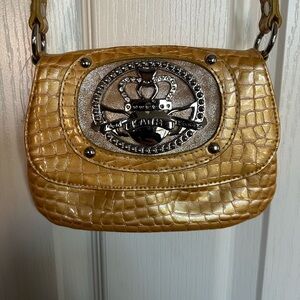 Kathy Van Zeeland Crocodile
Women's Small Yellow Purse
Crossbody Handbag